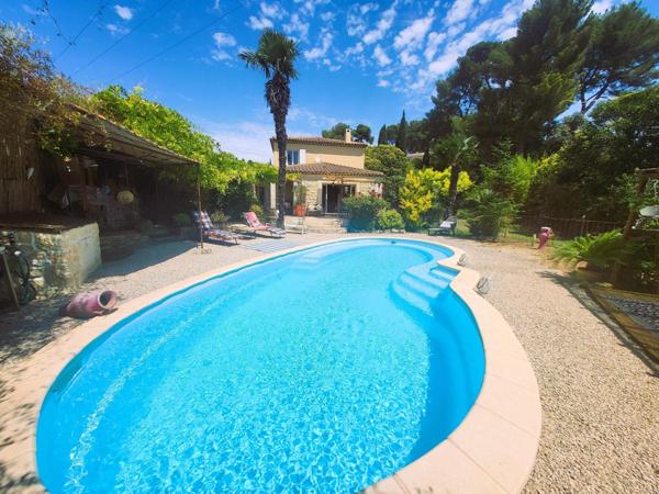 Aux Camoins, Magnifique Villa de T5 130 m² sur 2000 m² avec piscine,,garage
