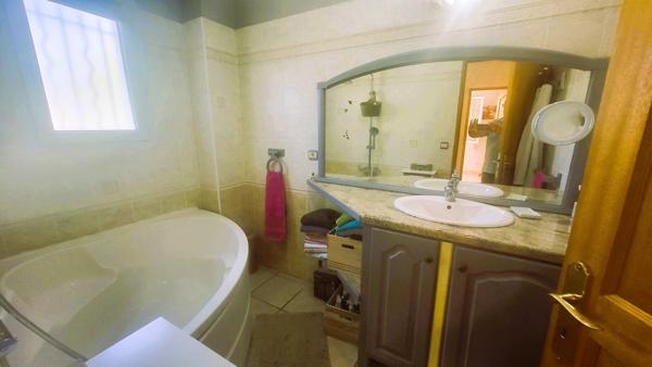 Aux Camoins, Magnifique Villa de T5 130 m² sur 2000 m² avec piscine,,garage