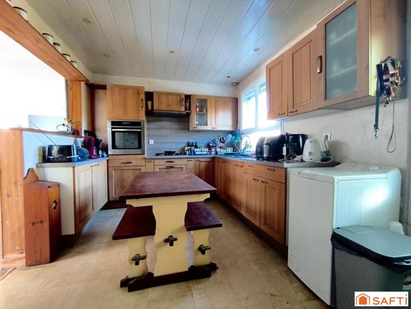 Maison lumineuse de plain-pied proche commodités