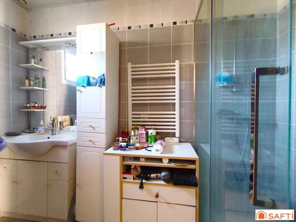 Maison lumineuse de plain-pied proche commodités