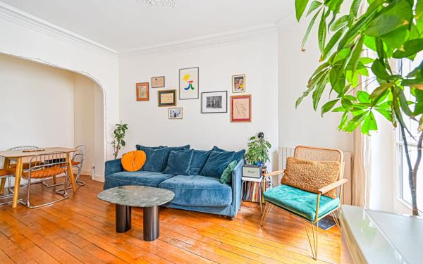 Appartement à vendre    3 pièces • 47 m2 Paris 20