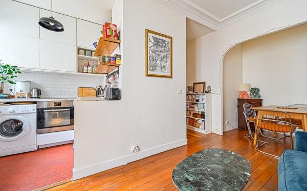 Appartement à vendre    3 pièces • 47 m2 Paris 20