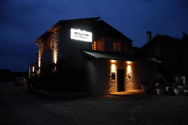 Immeuble de 783 m2 sur son terrain de 22 516 m2 à vendre à Yutz