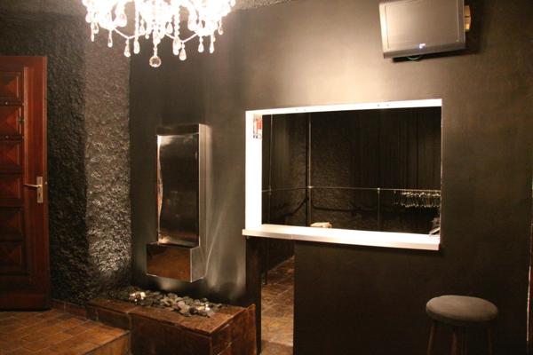 Immeuble de 783 m2 sur son terrain de 22 516 m2 à vendre à Yutz