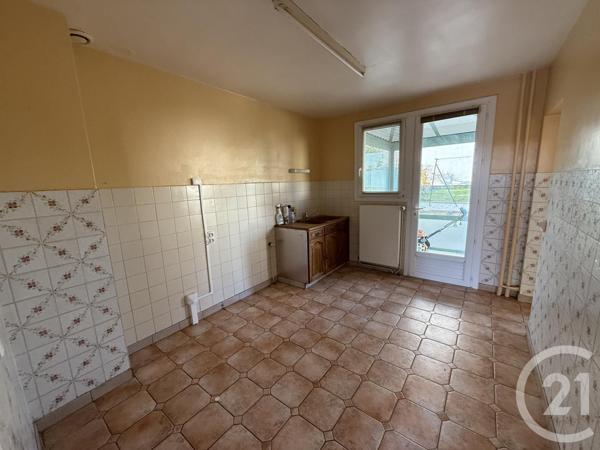 Maison à vendre  4 pièces - 84 m2 ECOLE VALENTIN - 25