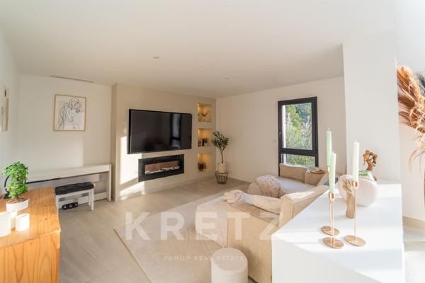Villa contemporaine avec vue panoramique