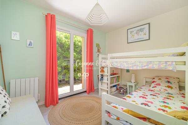 Venelles, Les Logissons -Appartement 82 m², 3 chambres, extérieur privatif 170 m², garage