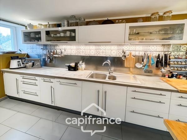 Dpt Creuse (23), à vendre Saint Vaury propriété de 35 pièces  - Piscine - Terrain 1,10 ha
