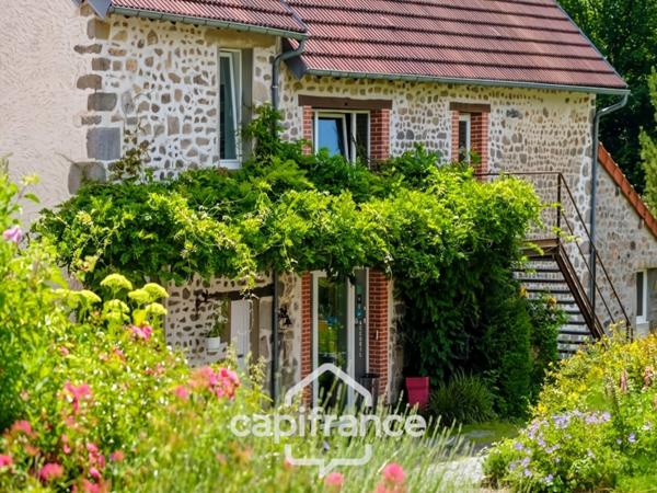 Dpt Creuse (23), à vendre Saint Vaury propriété de 35 pièces  - Piscine - Terrain 1,10 ha