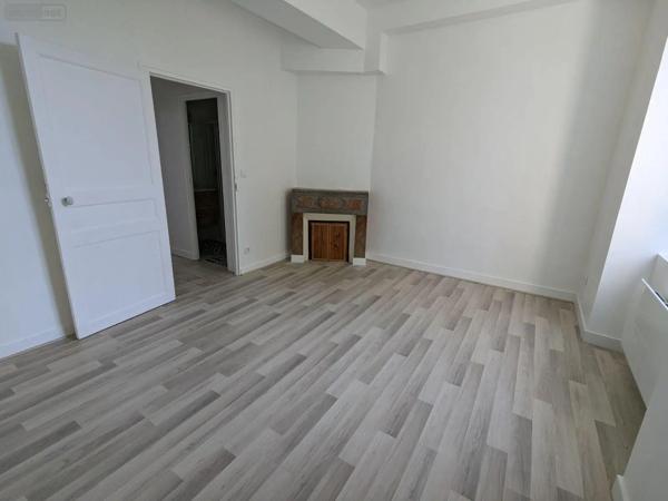 Location - Appartement Nogent-le-Rotrou 28400 1 pièce 24 m 2