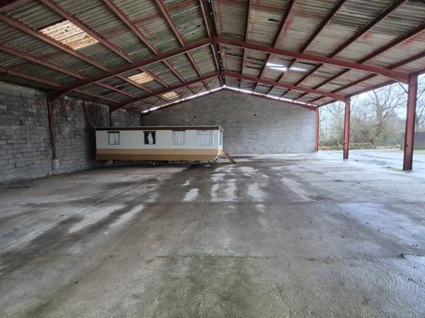Morlaàs (64160) Hangar 600 m2 - Ouillon
