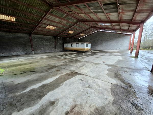Morlaàs (64160) Hangar 600 m2 - Ouillon