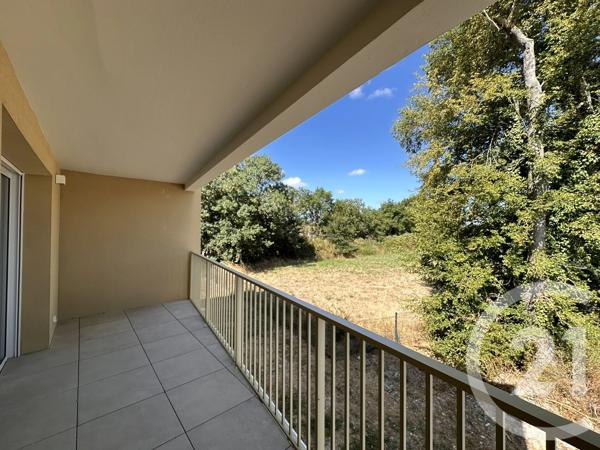 Appartement F3 à vendre  3 pièces - 60,90 m 2   LE FENOUILLER  - 85