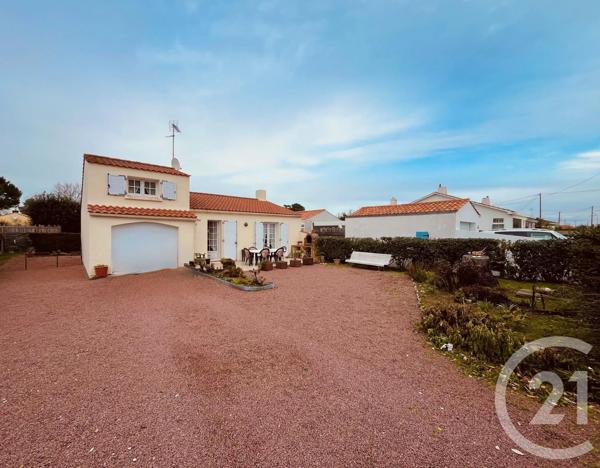 Appartement F3 à vendre  3 pièces - 60,90 m 2   LE FENOUILLER  - 85