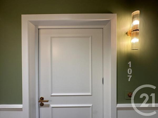 Appartement F3 à vendre  3 pièces - 60,90 m 2   LE FENOUILLER  - 85