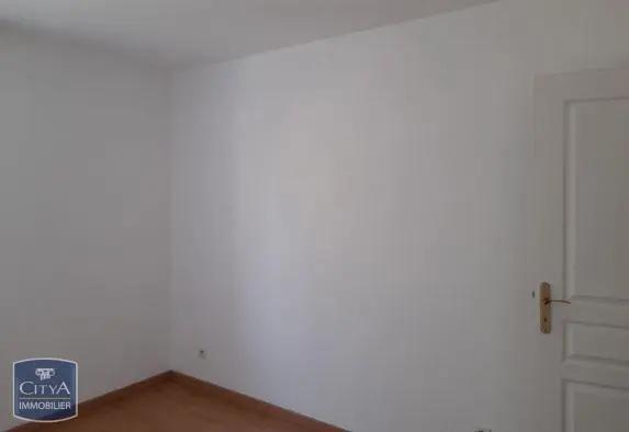 Appartement à louer 3 pièces 64.19m² Cluses (74300)
