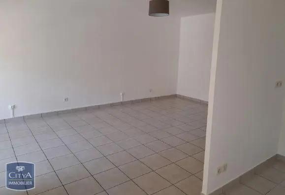 Appartement à louer 3 pièces 64.19m² Cluses (74300)