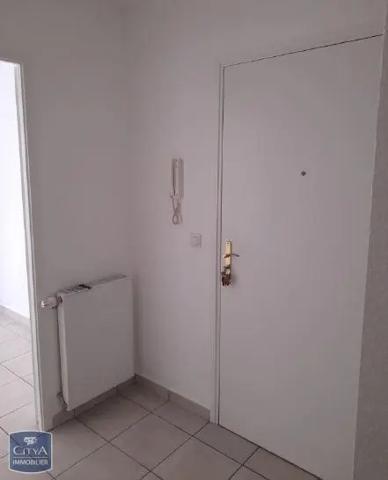 Appartement à louer 3 pièces 64.19m² Cluses (74300)