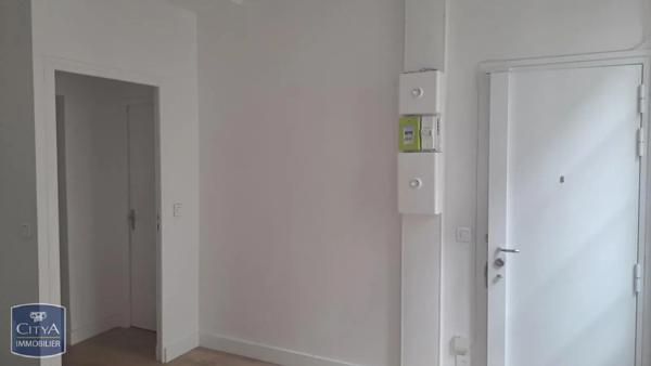Appartement à louer 3 pièces 56.21m² Paris 10e Arrondissement (75010)