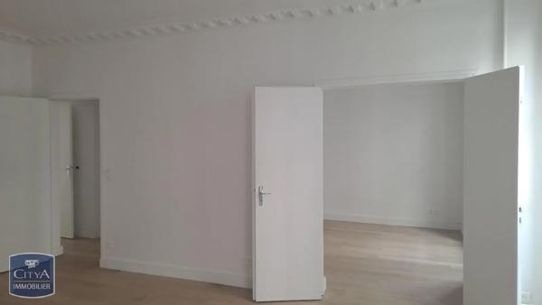 Appartement à louer 3 pièces 56.21m² Paris 10e Arrondissement (75010)