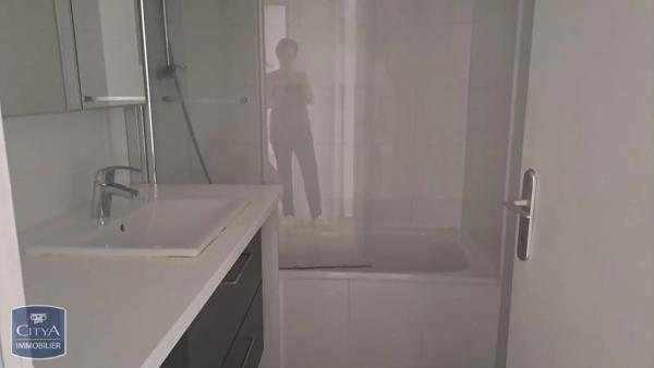 Appartement à louer 3 pièces 56.21m² Paris 10e Arrondissement (75010)