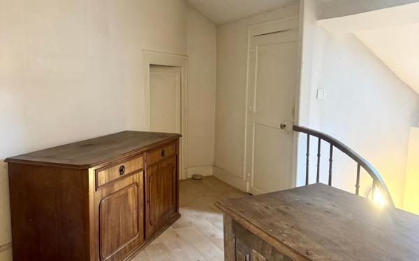 Appartement à vendre    3 pièces • 58 m2 Pau