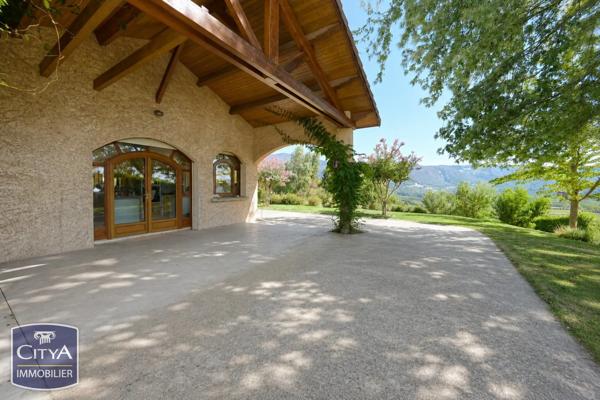 Maison à vendre 5 pièces 140m² Saint-Marcellin (38160)