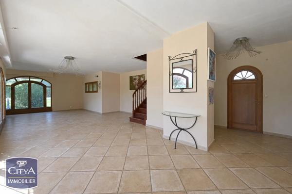 Maison à vendre 5 pièces 140m² Saint-Marcellin (38160)