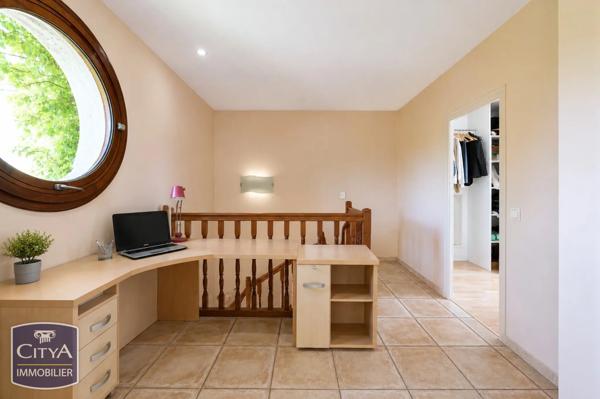 Maison à vendre 5 pièces 140m² Saint-Marcellin (38160)