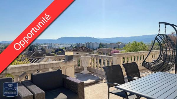 Maison à vendre 7 pièces 236m² Bourg-lès-Valence (26500)