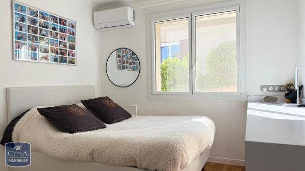 Maison à vendre 7 pièces 236m² Bourg-lès-Valence (26500)