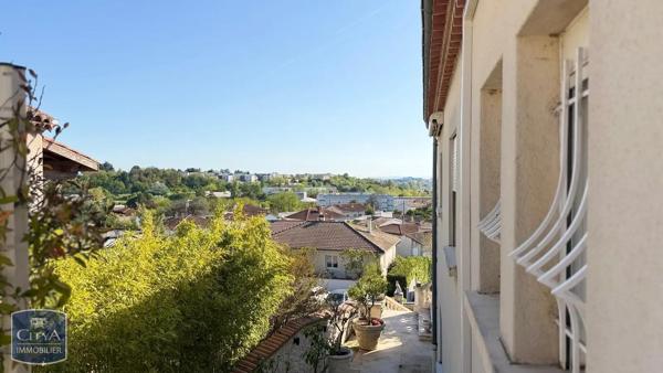 Maison à vendre 7 pièces 236m² Bourg-lès-Valence (26500)