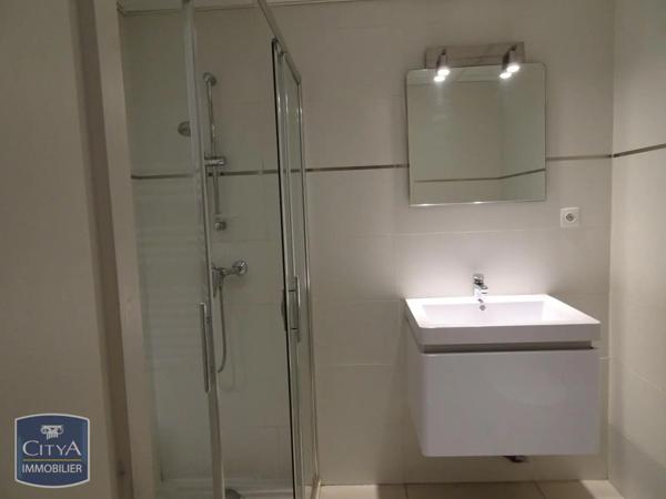 Appartement à louer 1 pièce 27.2m² Grenoble (38000)