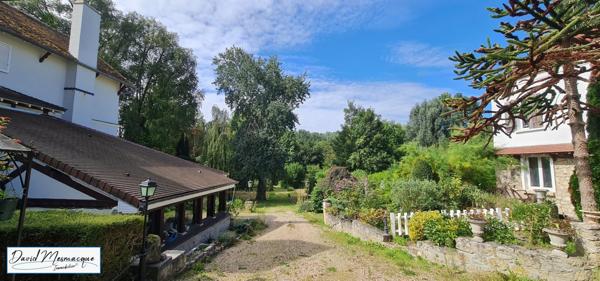 Brignancourt (95640) Annonce Immobilière de Prestige : Ancien Manoir du 18e Siècle, maison d'amis et dépendances
