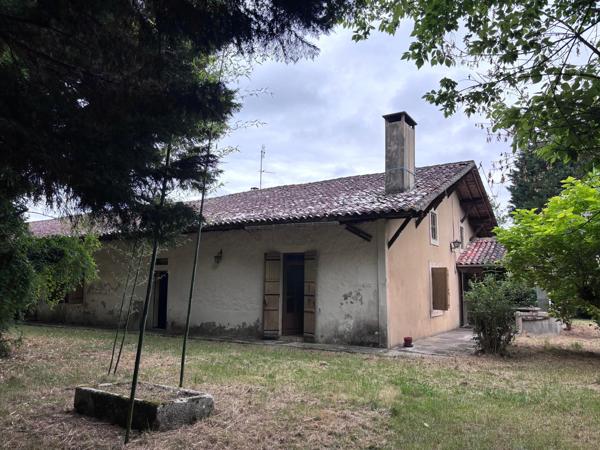 Saint-Michel-de-Castelnau – Maison à rénover avec grange et 1 hectare de terrain