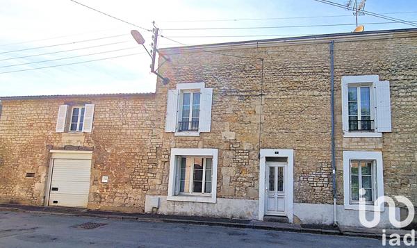 Maison à vendre 5 pièces 160 m² Fontenay-le-Comte