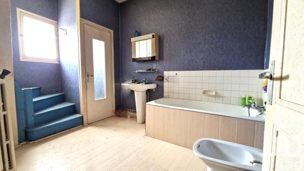 Maison à vendre 5 pièces 160 m² Fontenay-le-Comte