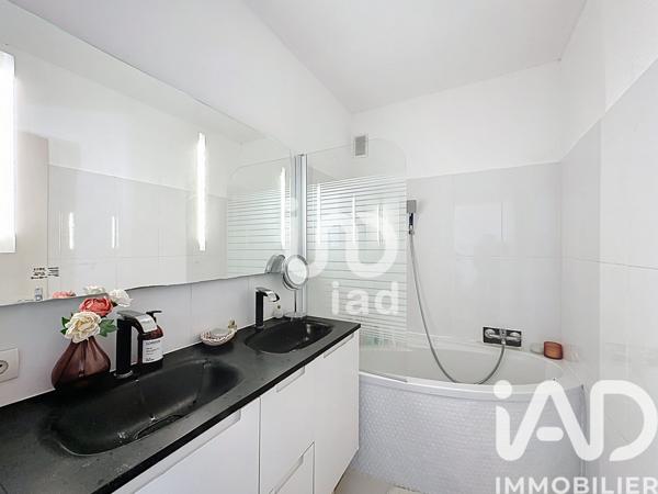 Appartement à vendre 3 pièces 71 m² Marseille 11
