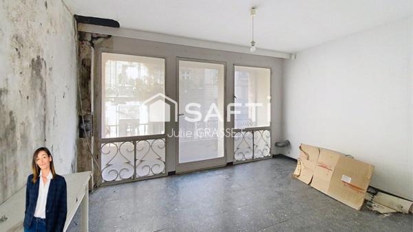 LOCAL COMMERCIAL  AVEC APPARTEMENT CENTRE VILLE BEZIERS