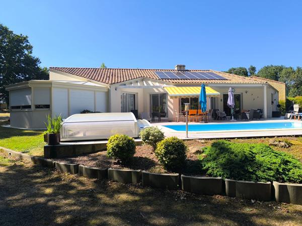 Maison d'exception en plein centre bourg