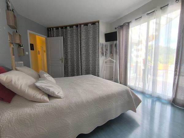 Maison d'exception en plein centre bourg