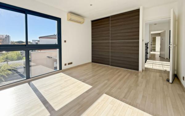 Maison à vendre    5 pièces • 148 m2 Toulouse