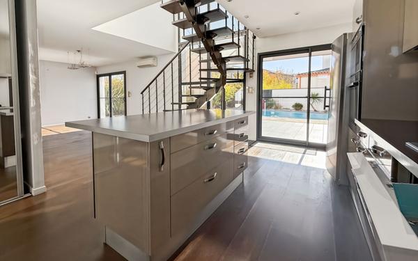 Maison à vendre    5 pièces • 148 m2 Toulouse