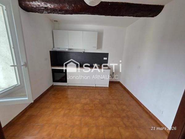 Immeuble de rapport avec 2 appartements et 2 locaux