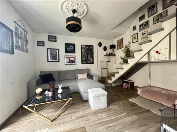 Maison à vendre |  Champagne-Mouton |  3 pièces | 51 m²