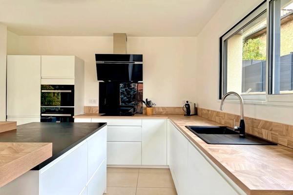 Maison 5 pièces - 133 m² Exclusivité efficity