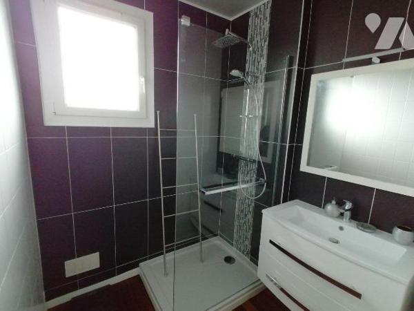 NOUVEAUTE TRENTE CINQ NOTAIRES !! RARE A LA VENTE !!! En sortie de Bourg, maison de PLAIN-PIED,...