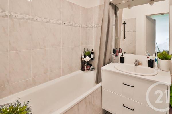 Appartement F2 à vendre  2 pièces - 42,51 m2 ETAMPES - 91