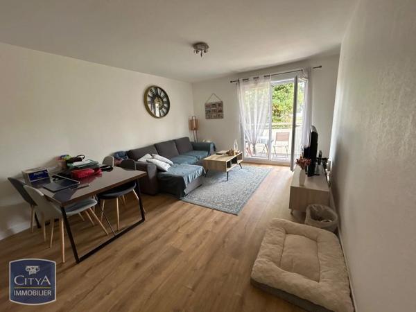 Appartement à louer 2 pièces 49.85m² Pau (64000)