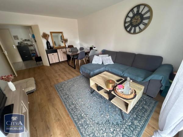Appartement à louer 2 pièces 49.85m² Pau (64000)